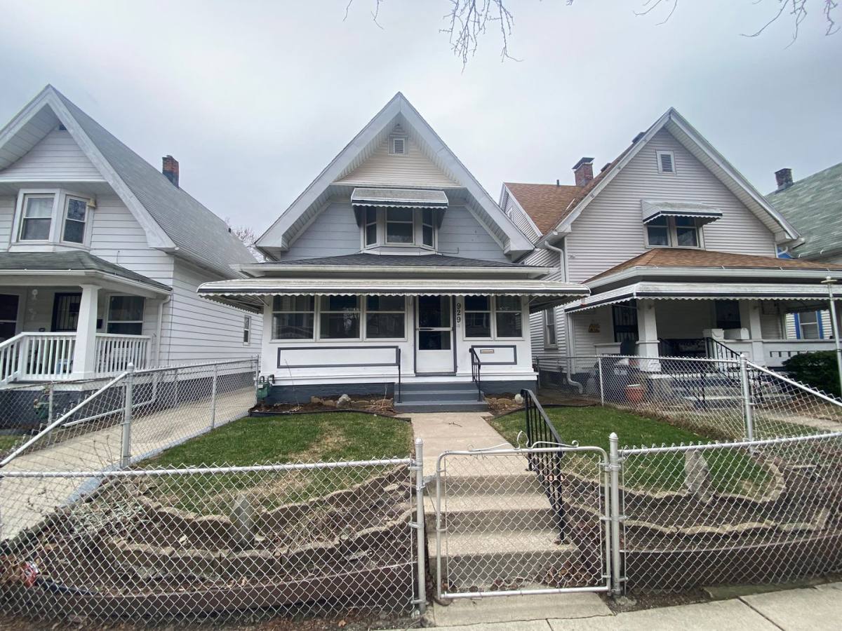 House for rent at 929 Norwood Ave, Toledo, OH 43607