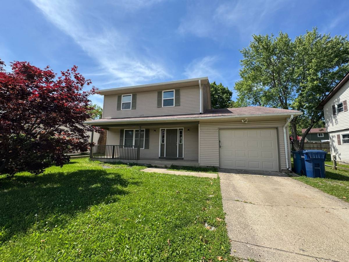 House for rent at 9634 Meadowlark Dr, Indianapolis, IN 46235