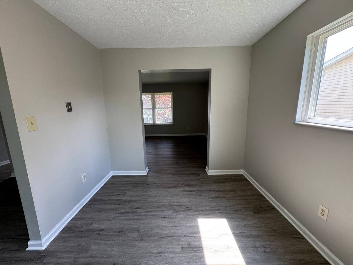 House for rent at 9634 Meadowlark Dr, Indianapolis, IN 46235