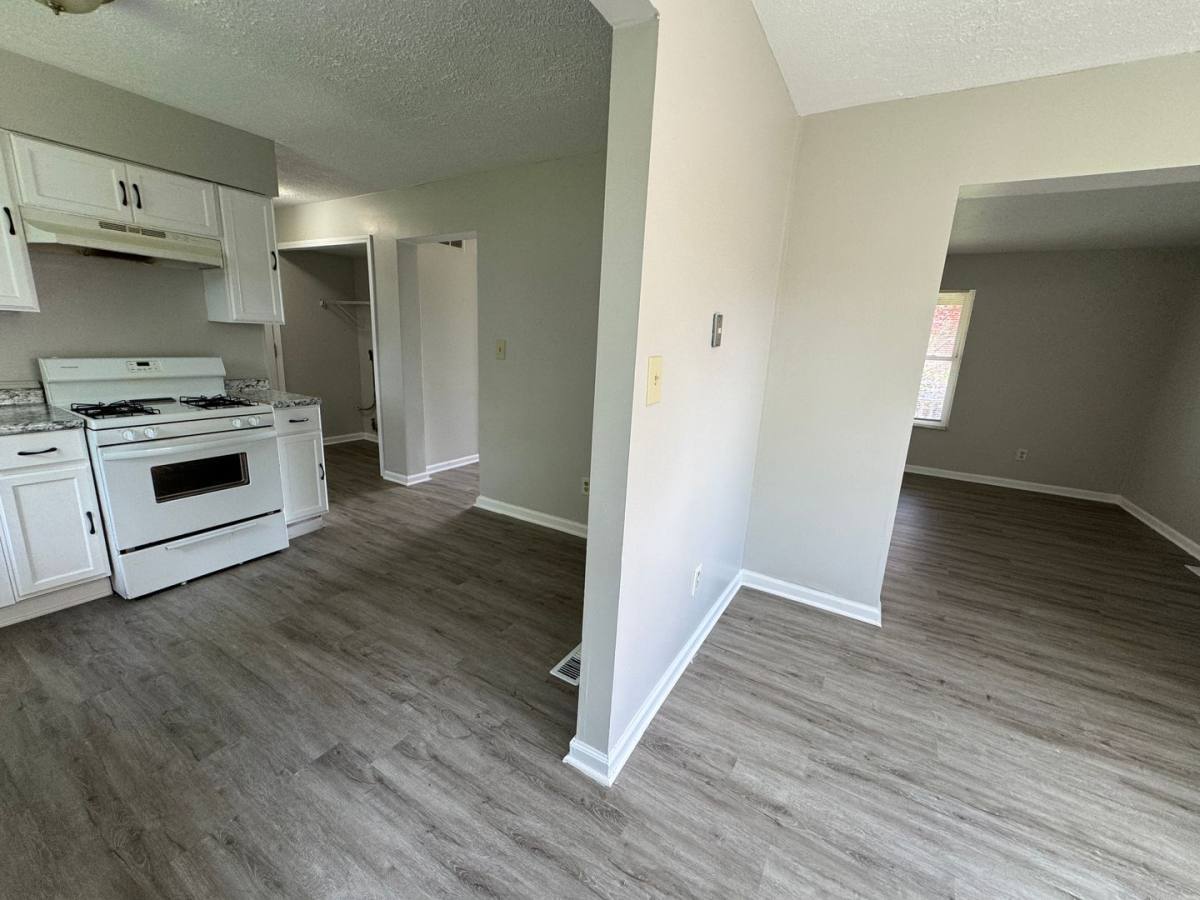 House for rent at 9634 Meadowlark Dr, Indianapolis, IN 46235