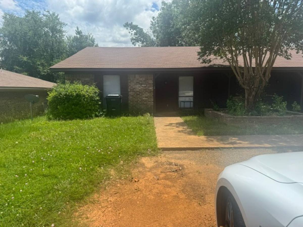 Apartment for rent at 510 Rosedale, Longview, TX 75604