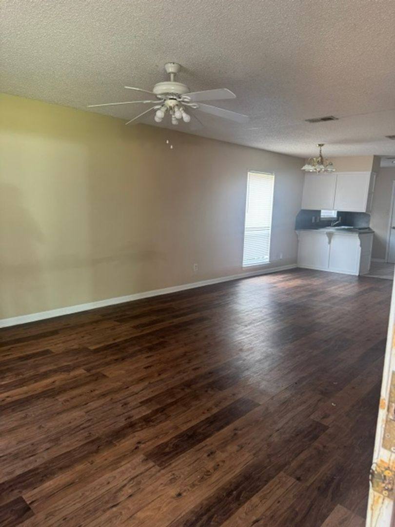Apartment for rent at 510 Rosedale, Longview, TX 75604