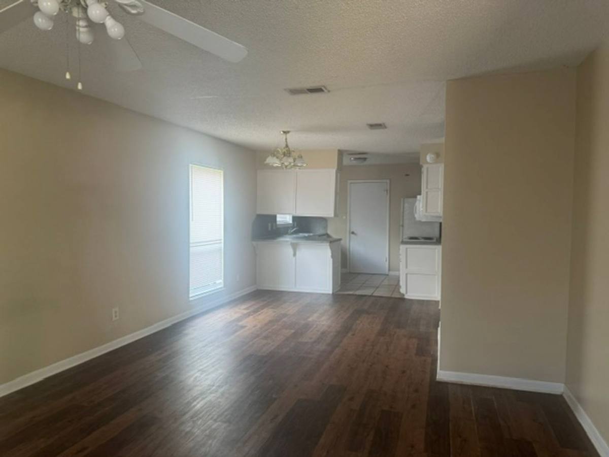 Apartment for rent at 510 Rosedale, Longview, TX 75604