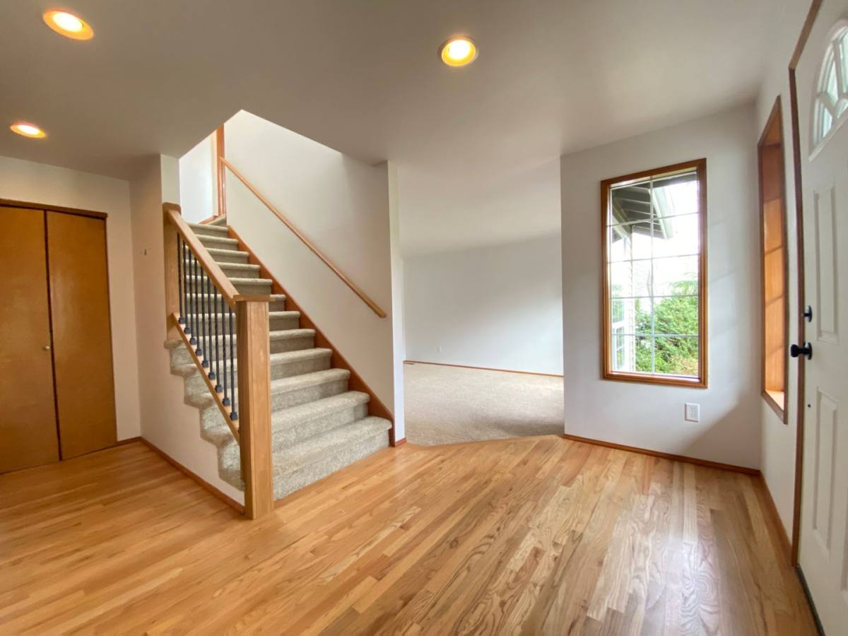 House for rent at 21445 130th Ave SE, Kent, WA 98031