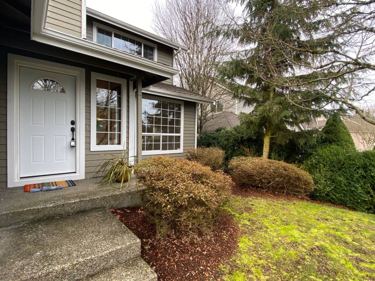 House for rent at 21445 130th Ave SE, Kent, WA 98031