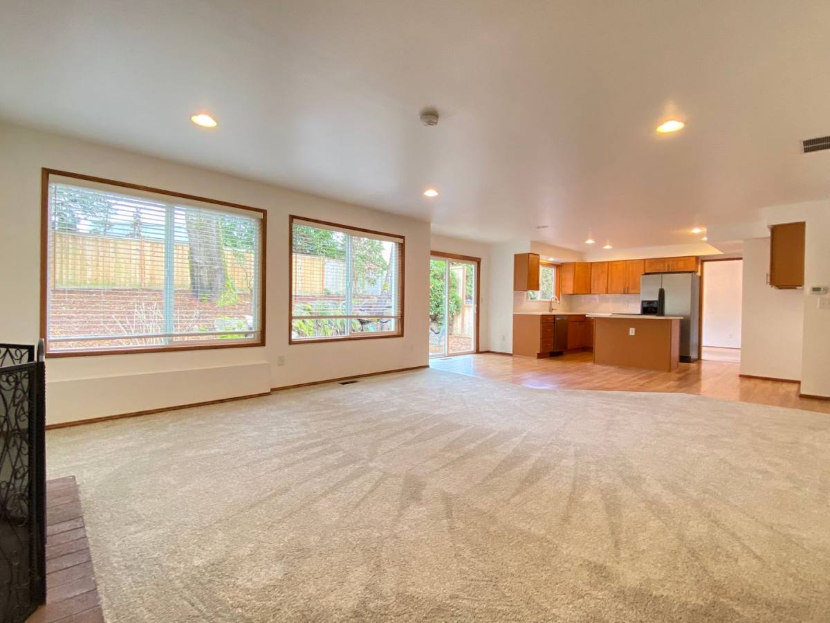 House for rent at 21445 130th Ave SE, Kent, WA 98031