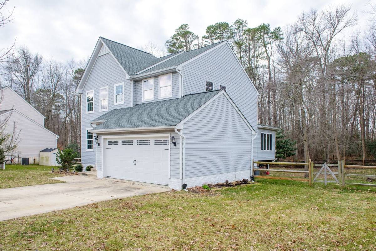 House for rent at 8008 High Oak Rd, Glen Burnie, MD 21060
