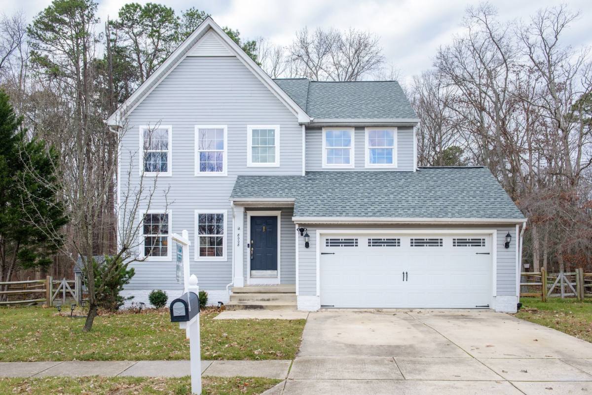 House for rent at 8008 High Oak Rd, Glen Burnie, MD 21060