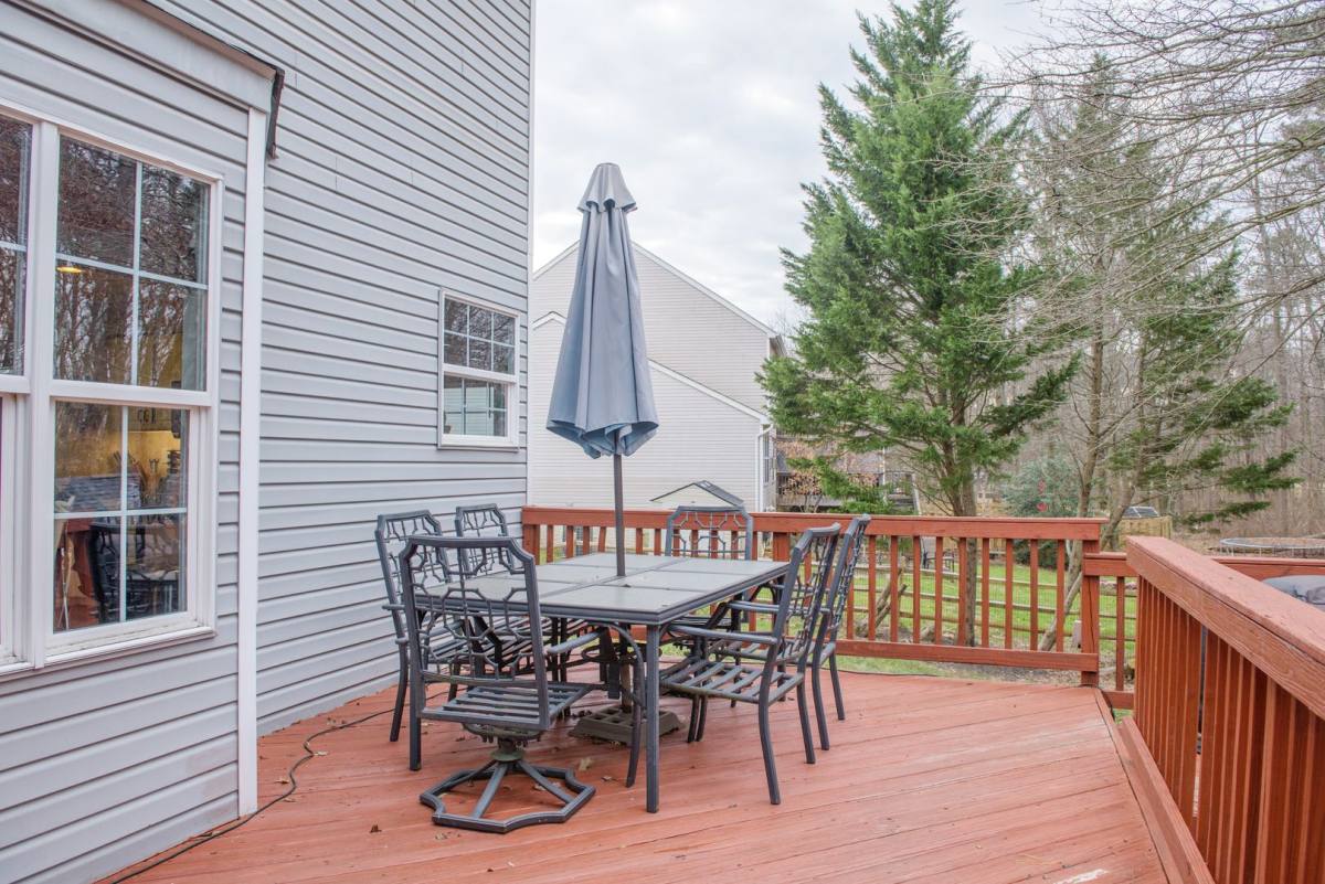 House for rent at 8008 High Oak Rd, Glen Burnie, MD 21060