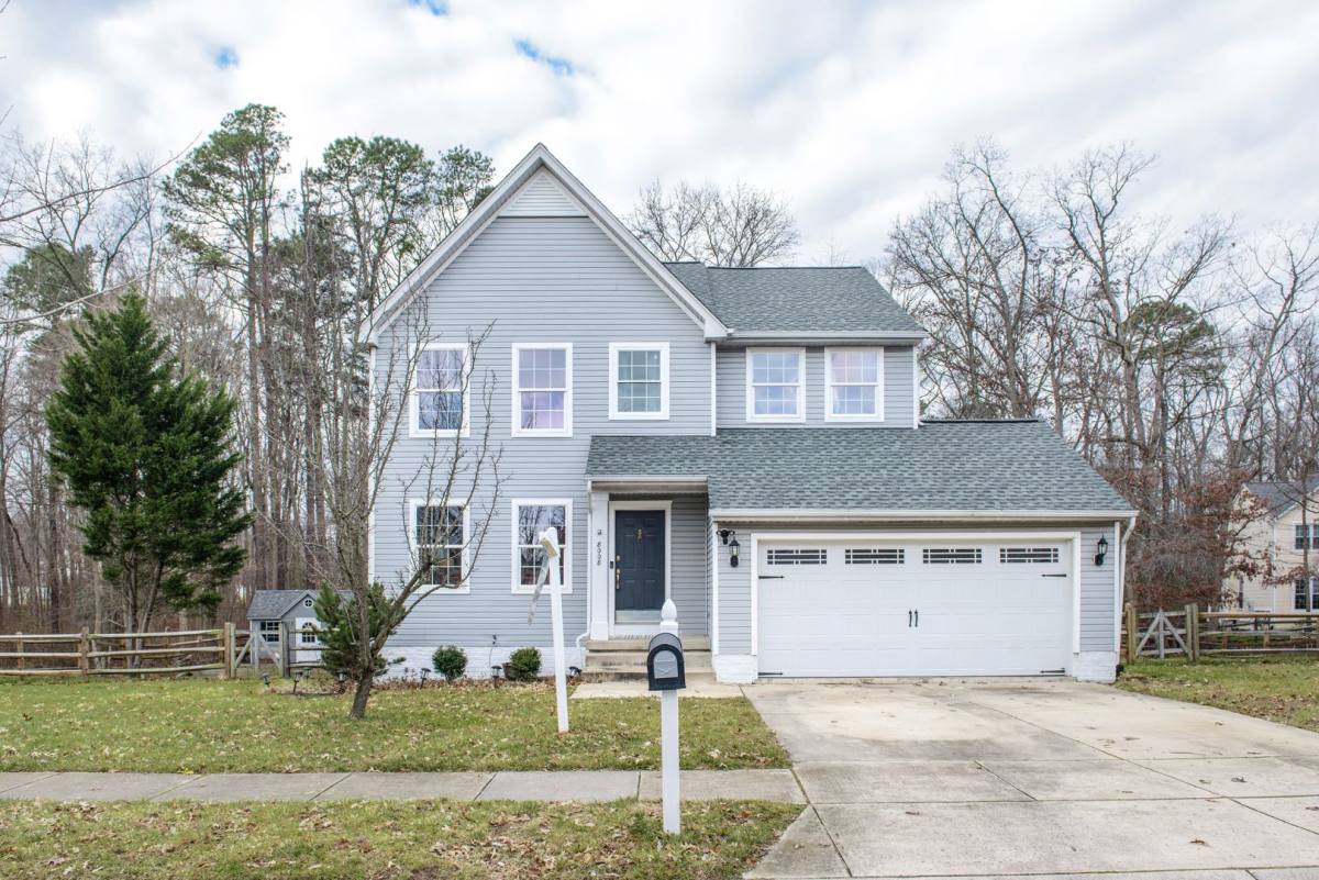 House for rent at 8008 High Oak Rd, Glen Burnie, MD 21060
