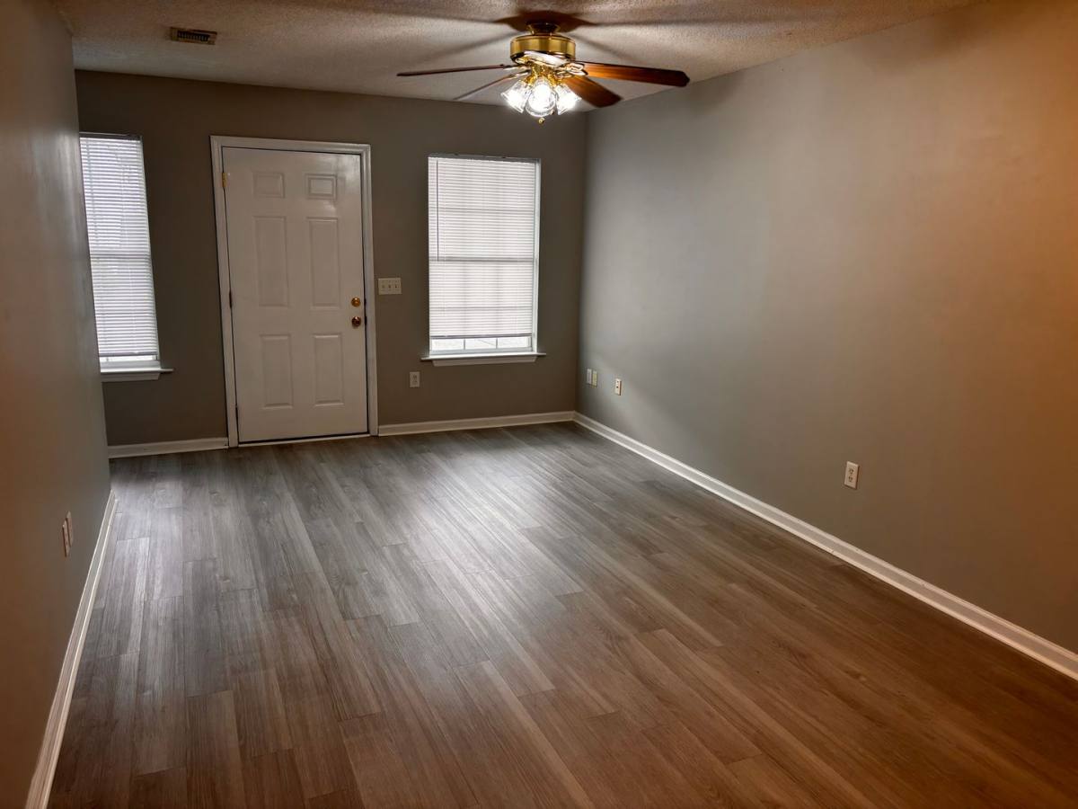 Apartment for rent at 1501 Myrtle St, Valdosta, GA 31601