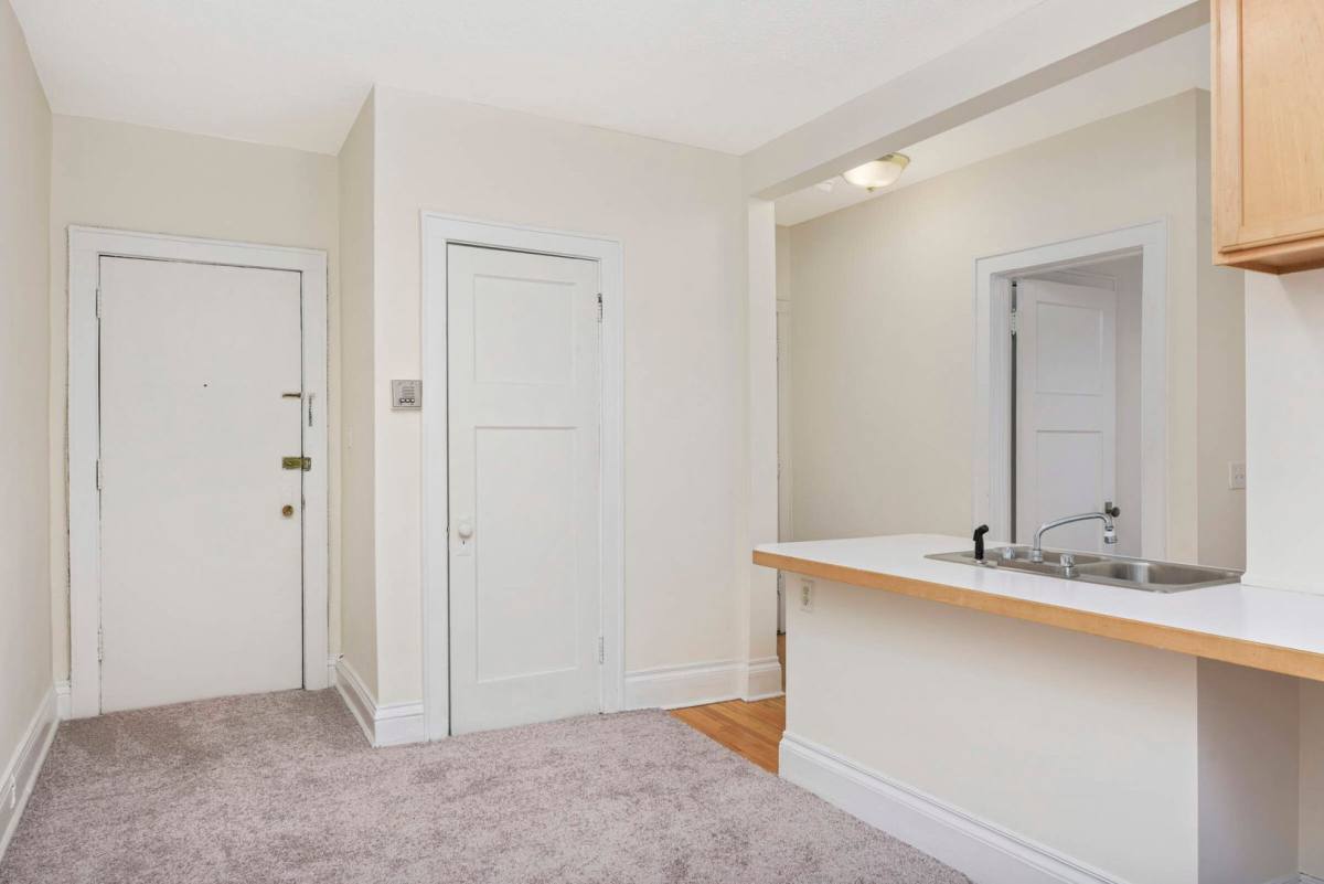 Apartment for rent at 2875 Irving Ave S, Minneapolis, MN 55408