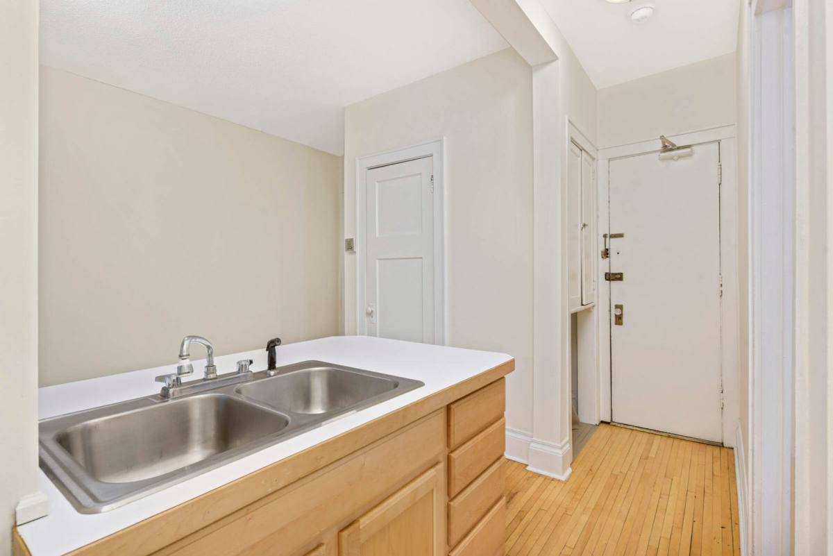 Apartment for rent at 2875 Irving Ave S, Minneapolis, MN 55408