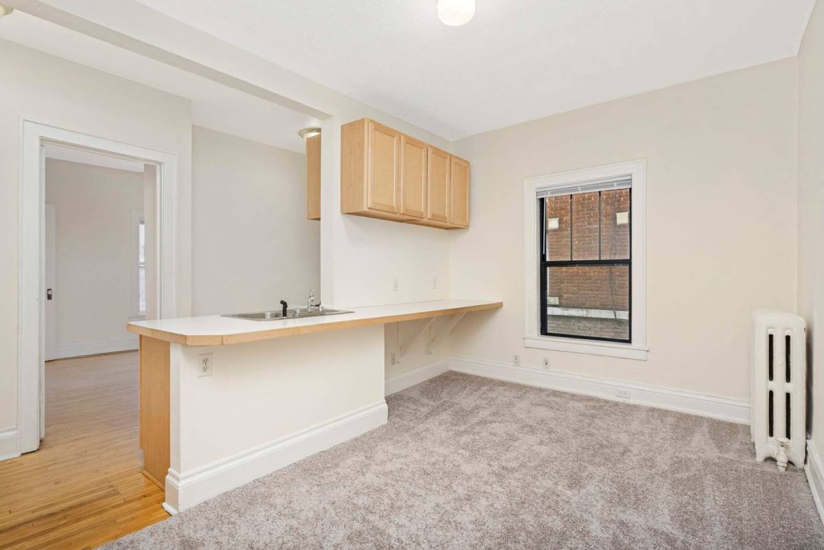 Apartment for rent at 2875 Irving Ave S, Minneapolis, MN 55408