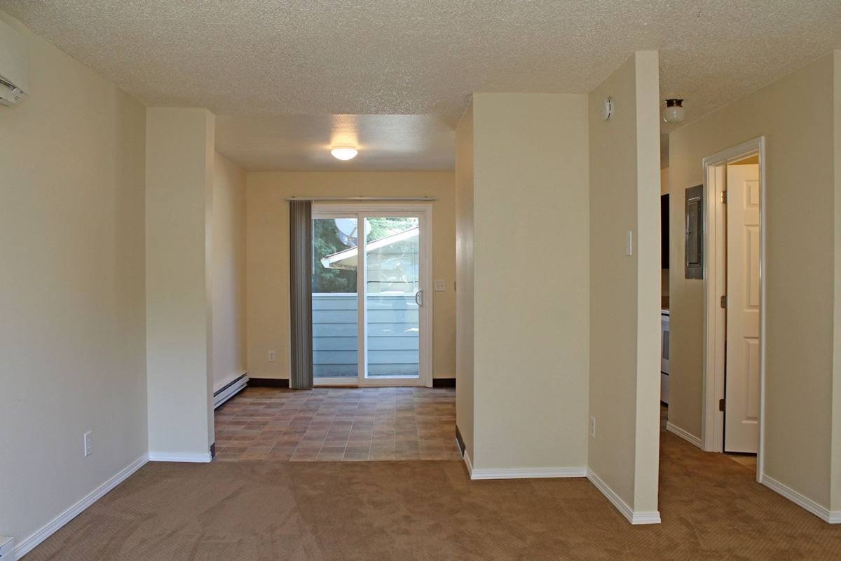 Apartment for rent at 10513 - 10535 NE Fremont St, Portland, OR 97220