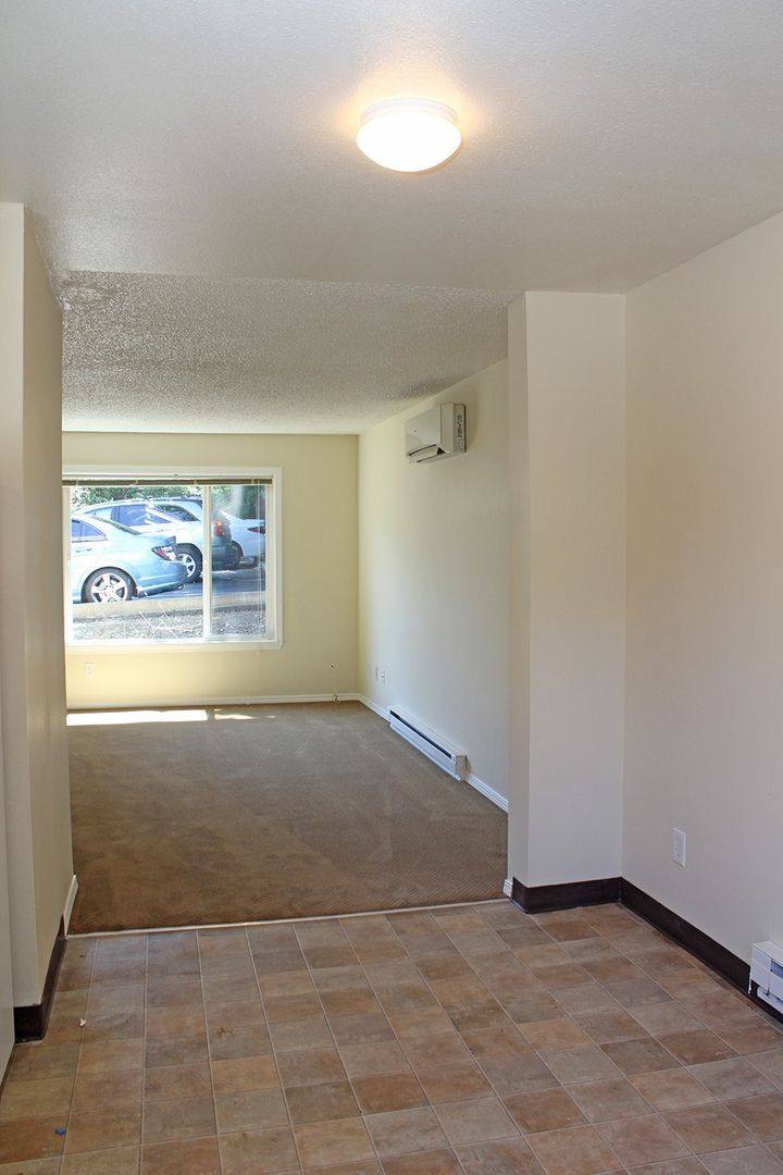 Apartment for rent at 10513 - 10535 NE Fremont St, Portland, OR 97220