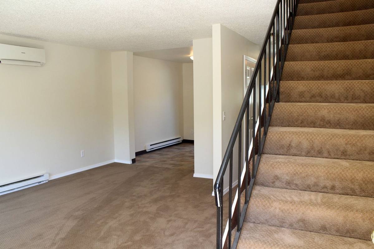 Apartment for rent at 10513 - 10535 NE Fremont St, Portland, OR 97220