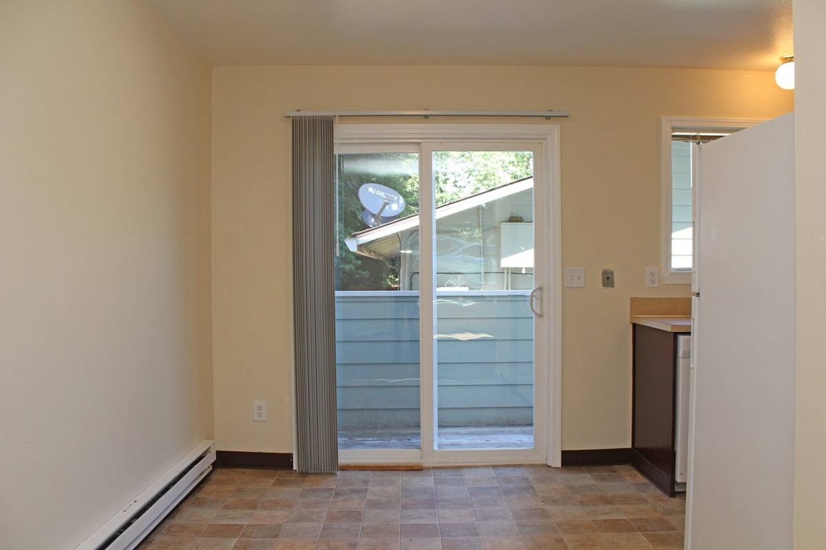 Apartment for rent at 10513 - 10535 NE Fremont St, Portland, OR 97220