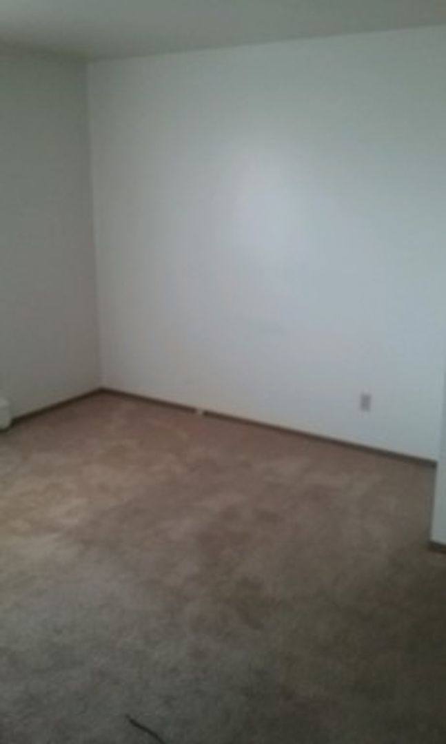 Apartment for rent at 420 6th Ave SE, Stanley, ND 58784