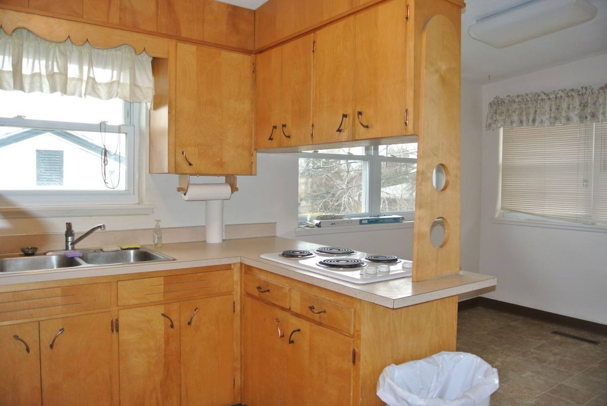 Apartment for rent at 1120 12th St NW, Minot, ND 58703