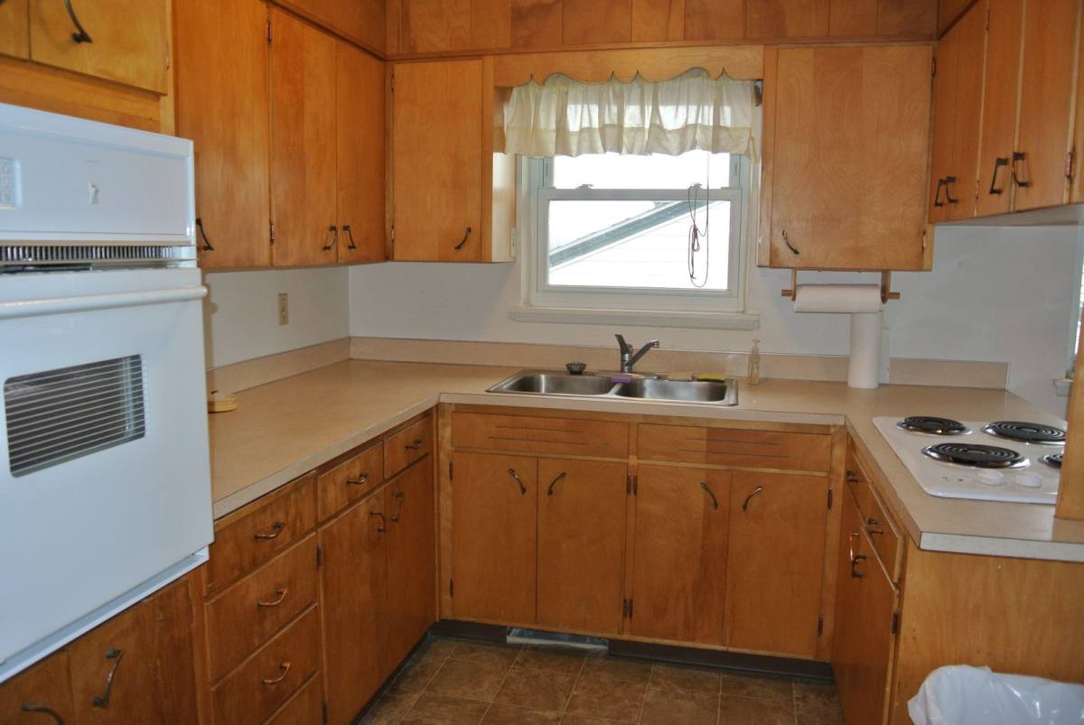 Apartment for rent at 1120 12th St NW, Minot, ND 58703