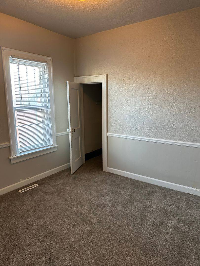 Apartment for rent at 706 6th Ave NE, Minot, ND 58703