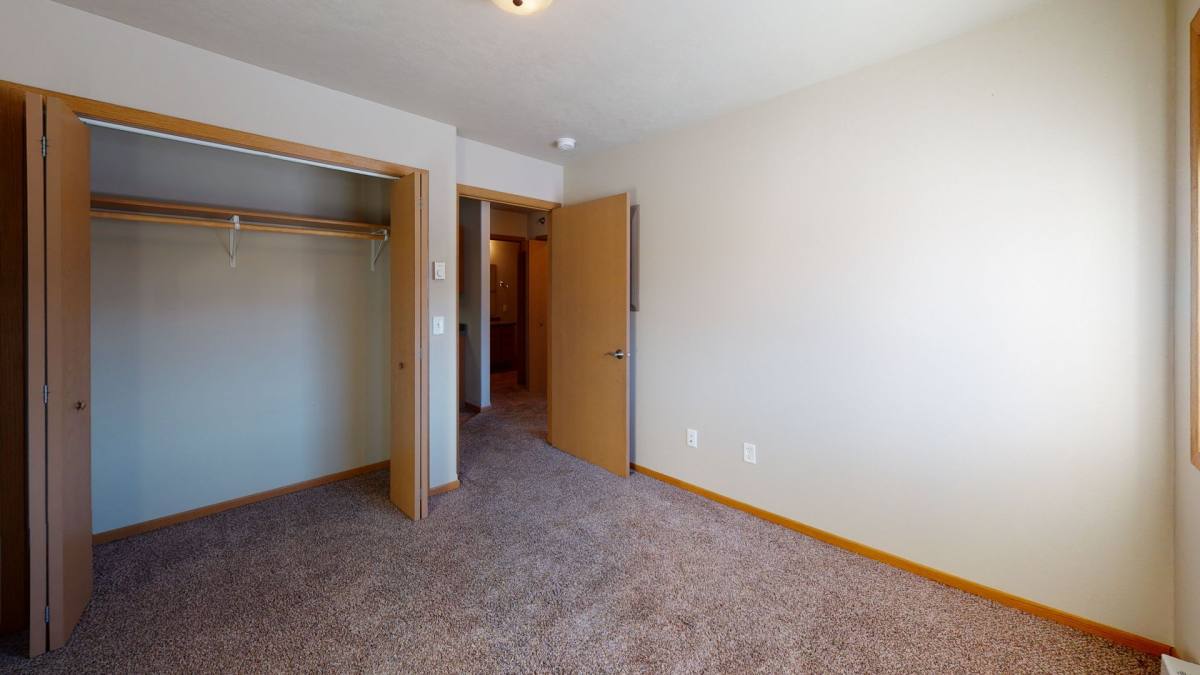 Apartment for rent at 3 36th Ave NE Building B, Minot, ND 58703