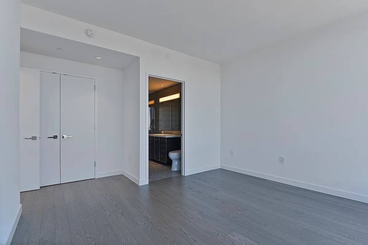 Apartment for rent at 252 S St, New York, NY 10002