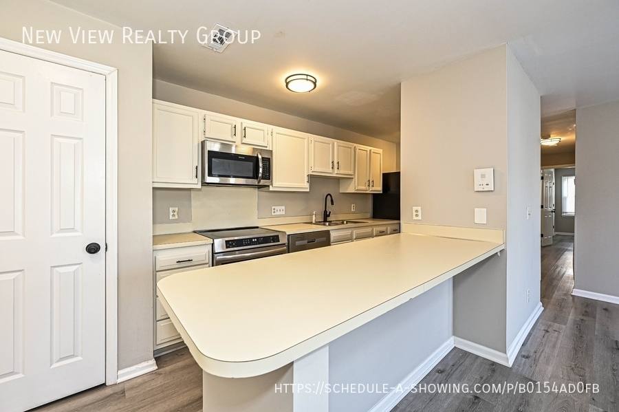 Townhouse for rent at 6156 Meadow Rose Lane, Charlotte, NC 28215