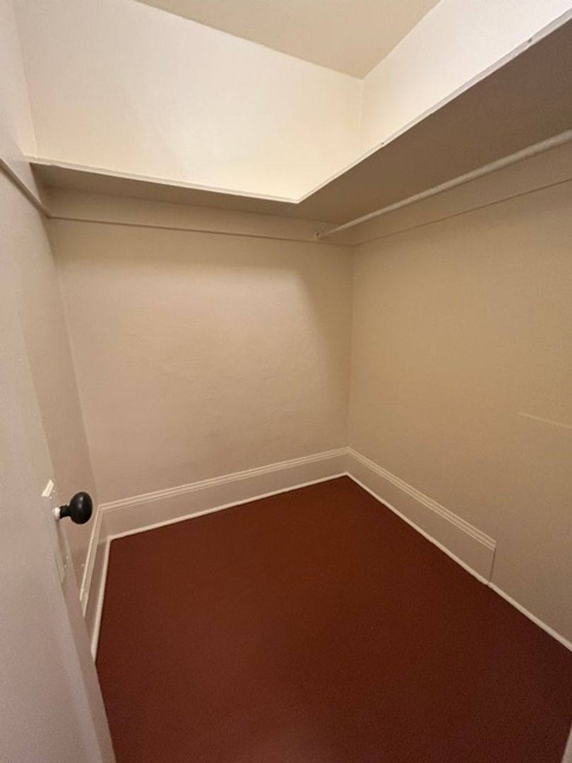 Apartment for rent at 834 SW 15th Ave, Portland, OR 97205