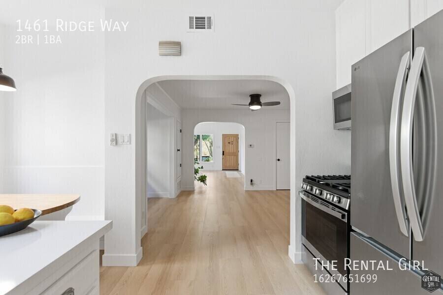 Apartment for rent at 1461 Ridge Way, Los Angeles, CA 90026