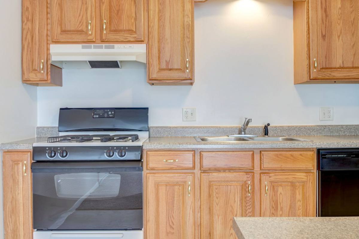 Apartment for rent at 1706 Springfield Rd, Bloomington, IL 61701