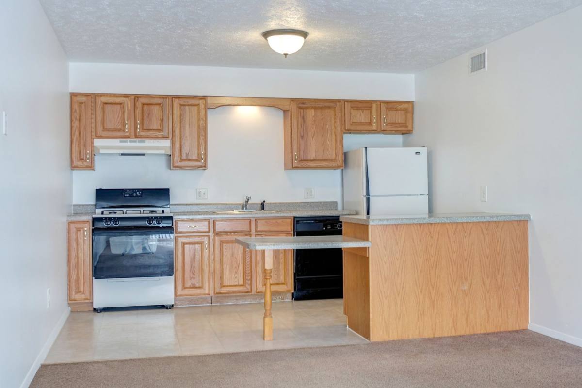 Apartment for rent at 1706 Springfield Rd, Bloomington, IL 61701