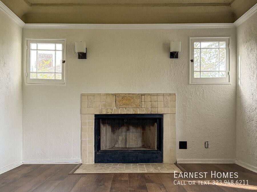 House for rent at 1401 Dartmouth Dr, Glendale, CA 91205