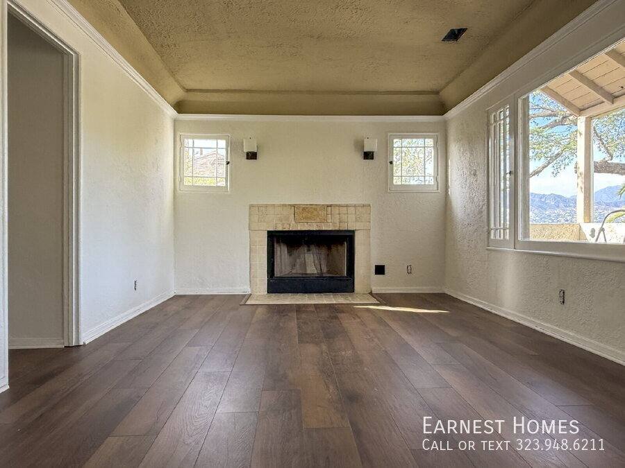 House for rent at 1401 Dartmouth Dr, Glendale, CA 91205
