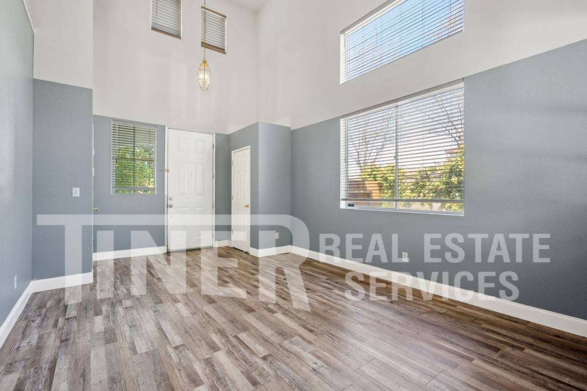 House for rent at 6948 Trailride Way, Citrus Heights, CA 95621