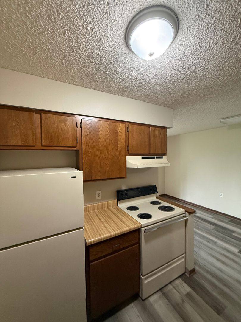 Apartment for rent at 210, 220 E S St, Valparaiso, NE 68065