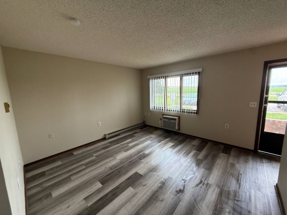 Apartment for rent at 210, 220 E S St, Valparaiso, NE 68065