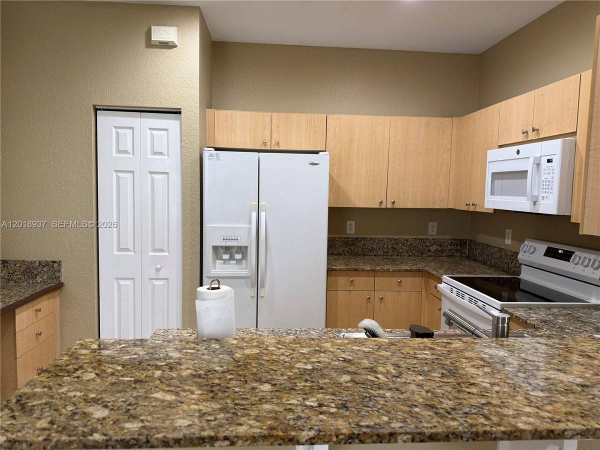 House for rent at 449 Silver Palm Way, Fort Lauderdale, FL 33327