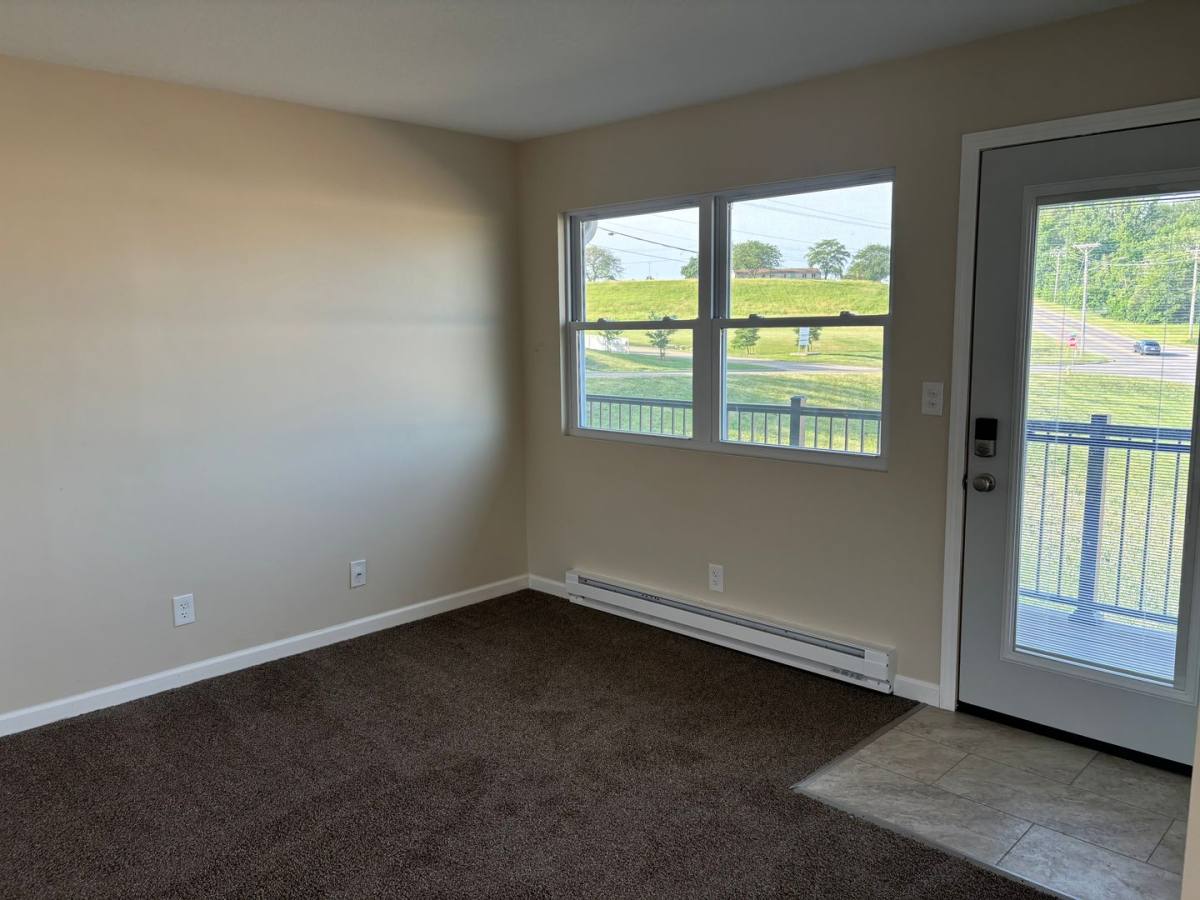 Apartment for rent at 2319 S 19th St, Clinton, IA 52732