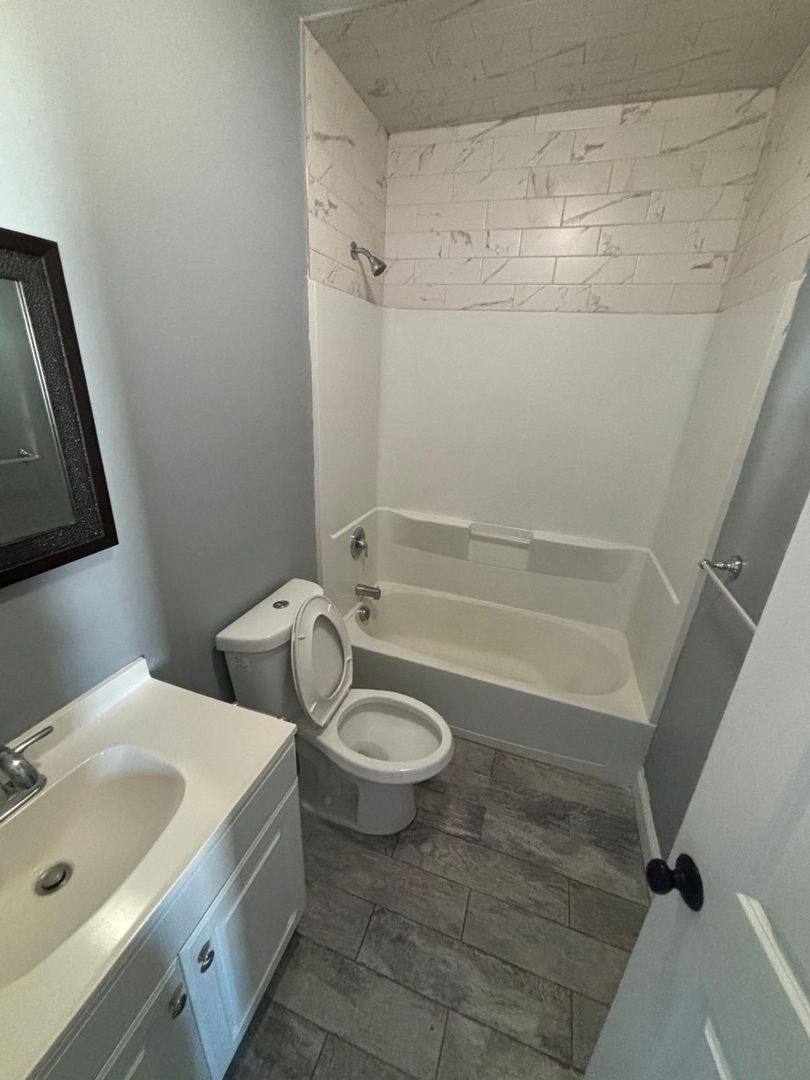 Apartment for rent at 34 Sussex Ave, Morristown, NJ 07960