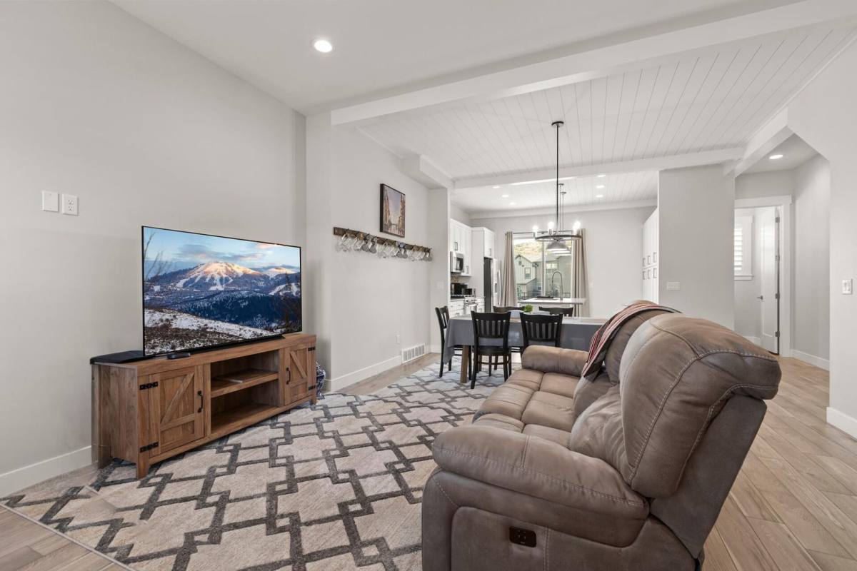 House for rent at 1107 W Wasatch Spring Rd, Kamas, UT 84036