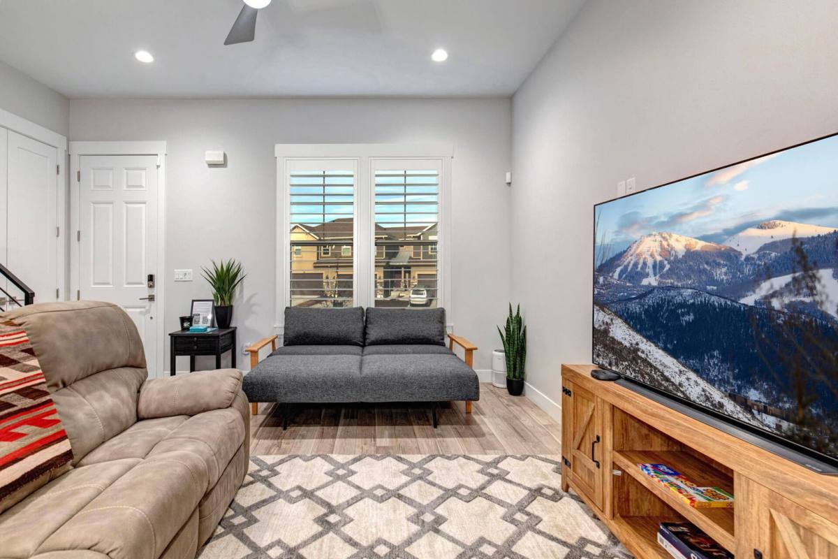 House for rent at 1107 W Wasatch Spring Rd, Kamas, UT 84036