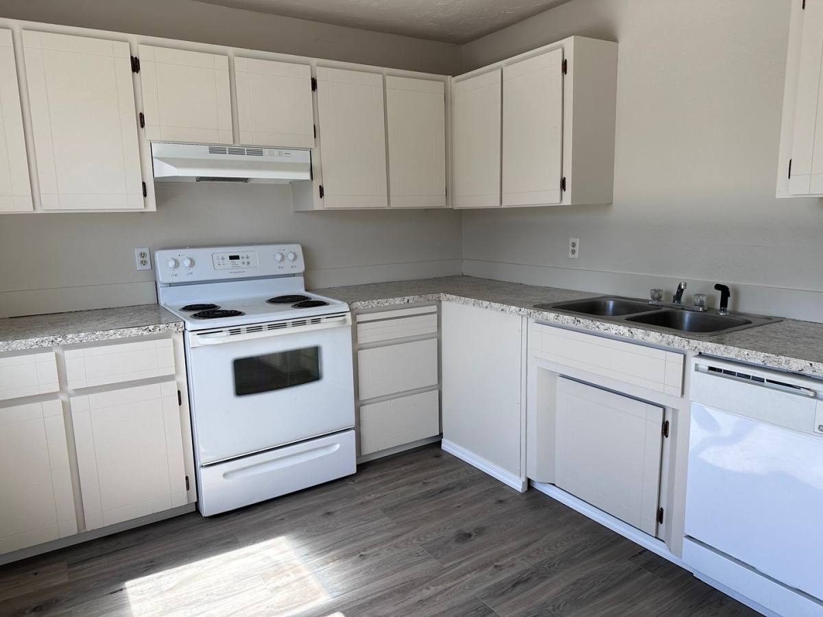 Apartment for rent at 1201 N Lincoln Way, Coeur D Alene, ID 83814