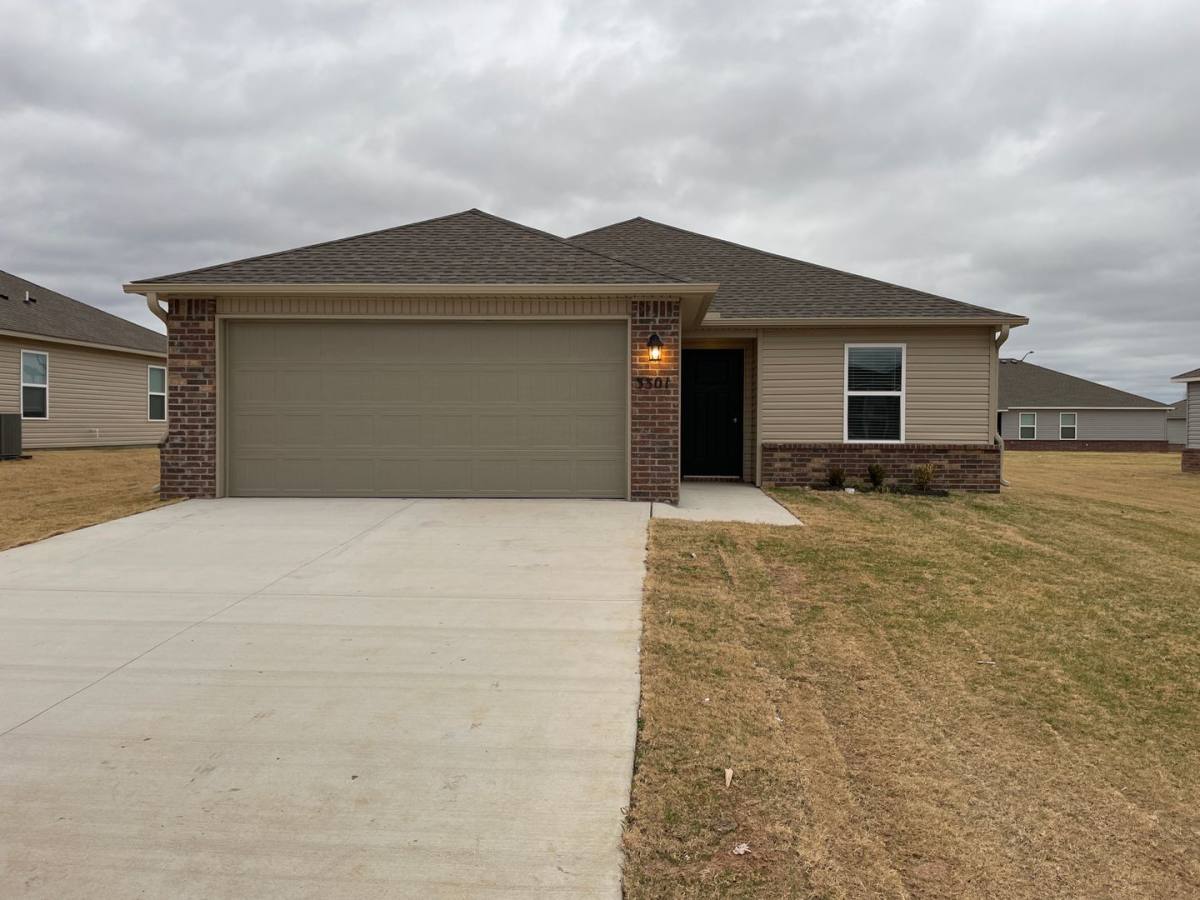 House for rent at 3301 E Jacob Lane, Siloam Springs, AR 72761