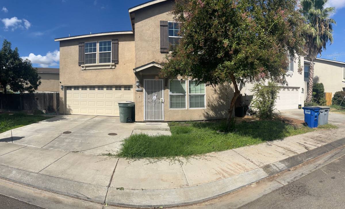 House for rent at 1249 Daybreak Dr, Merced, CA 95348