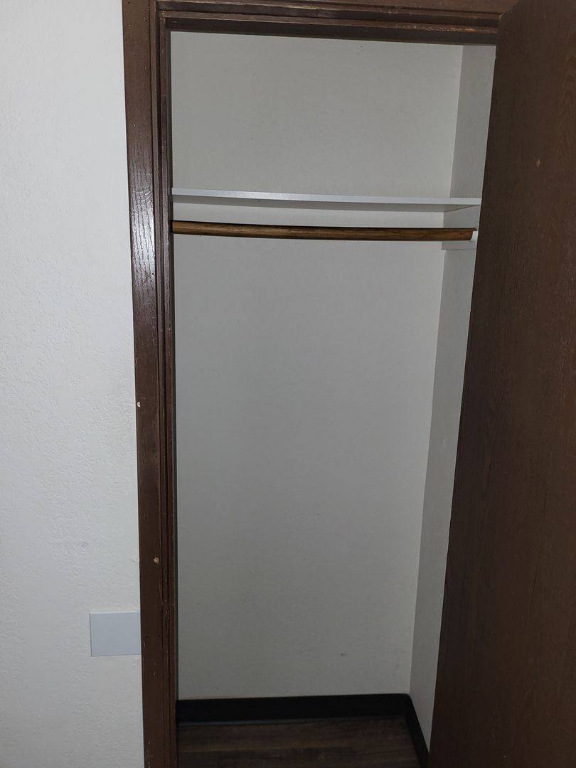 Apartment for rent at 385 E Cherry Ave, Hermiston, OR 97838