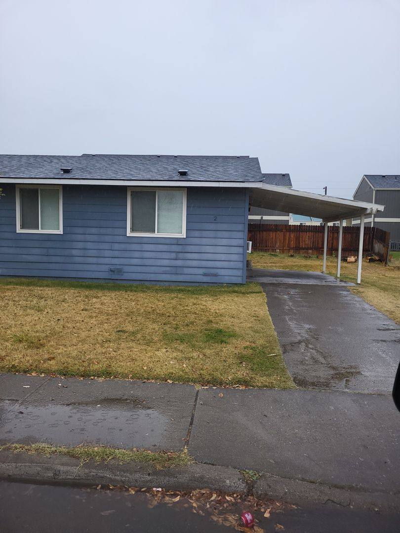 Apartment for rent at 385 E Cherry Ave, Hermiston, OR 97838