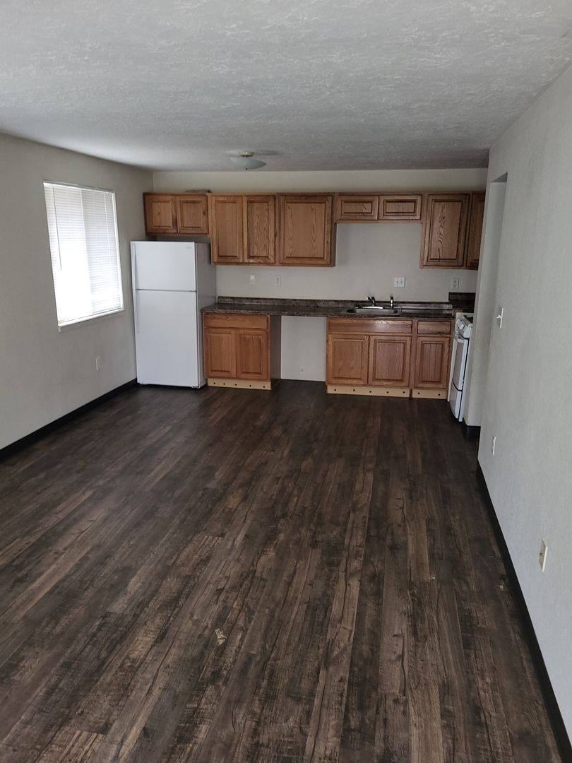 Apartment for rent at 385 E Cherry Ave, Hermiston, OR 97838