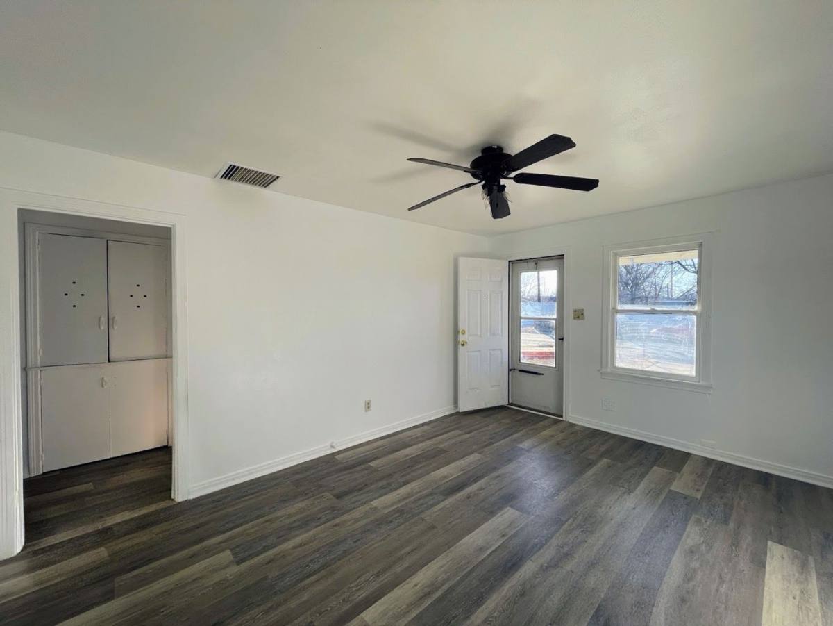 House for rent at 3702 Beaumont Ave, Snyder, TX 79549